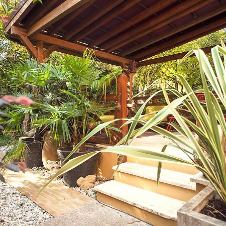 Urban Jungle Apartment Bologna Ngoại thất bức ảnh