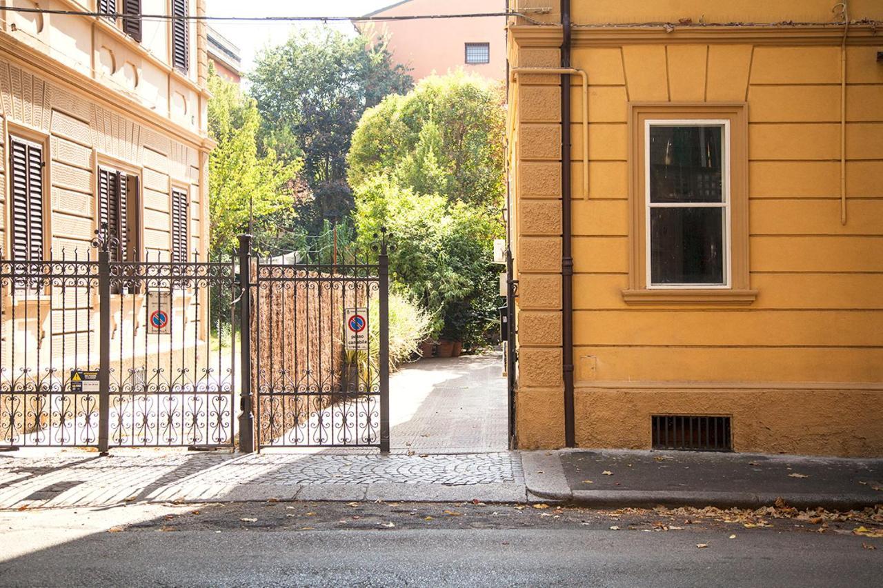 Urban Jungle Apartment Bologna Ngoại thất bức ảnh
