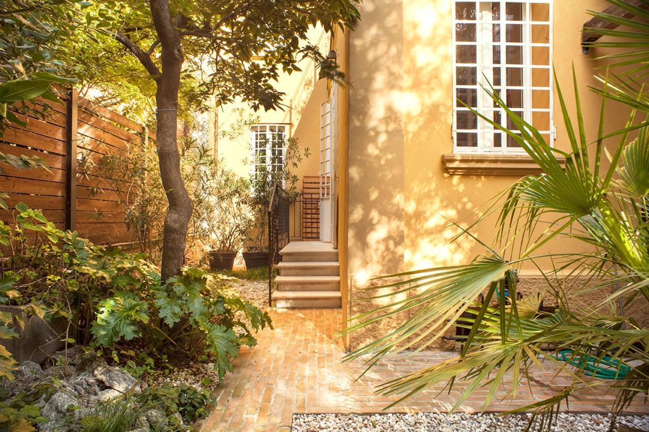 Urban Jungle Apartment Bologna Ngoại thất bức ảnh